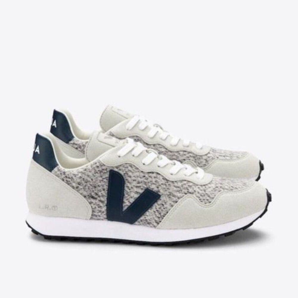 Veja NWT NIB Women’s Gray Flannel Navy Nautico Athletic Shoes Size 39/US 8